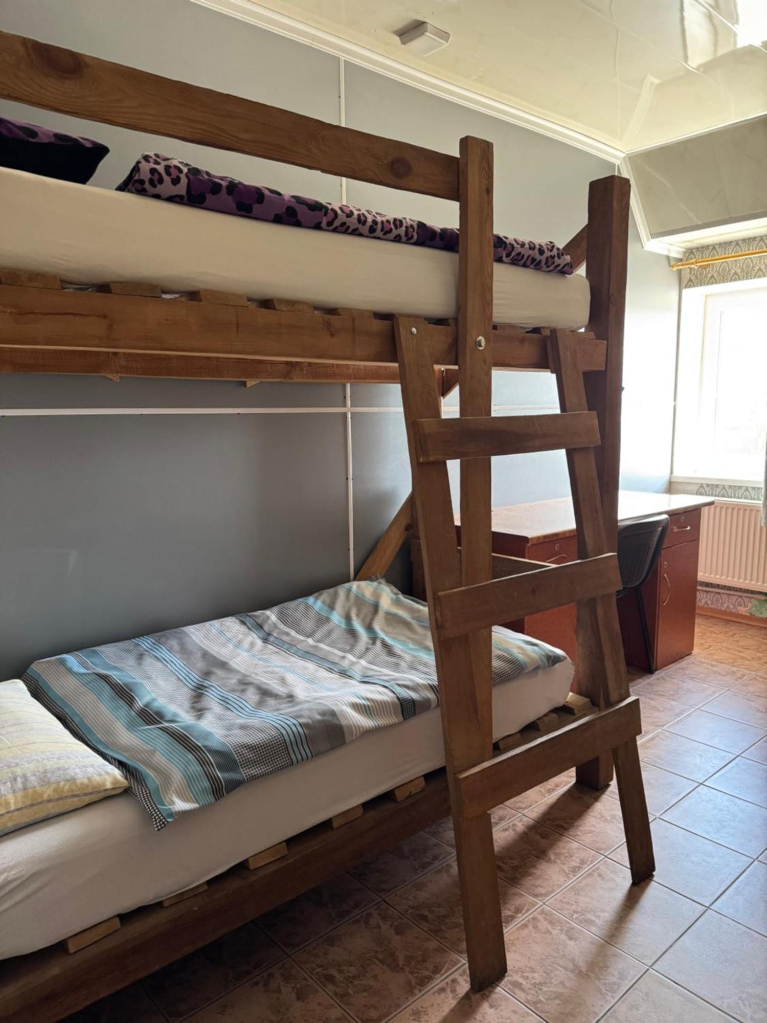 Хостел Благо Khmelʼnytsʼkyy Quarto foto